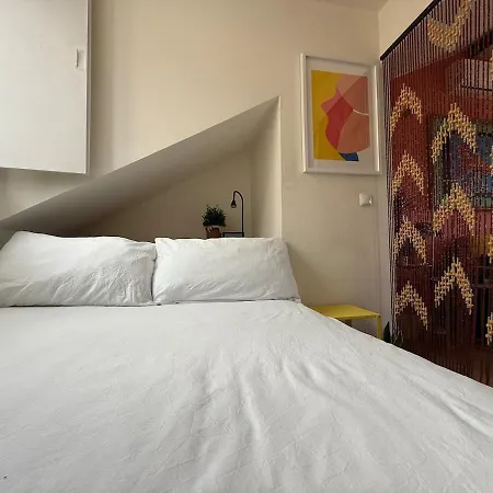 Petit Loft In The Heart Of * Лісабон