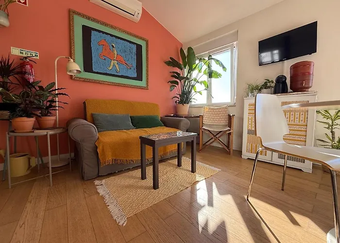 Petit Loft In The Heart Of * Lizbona