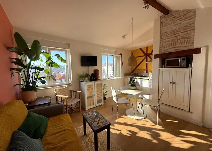 Apartament Petit Loft In The Heart Of Lizbona
